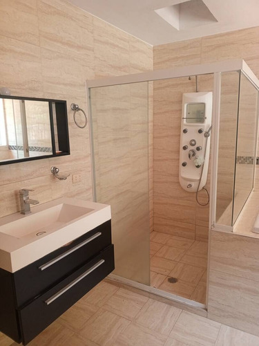 Annic Coronado Vende Exclusiva Quinta En El Trigal Norte Ref. 280396