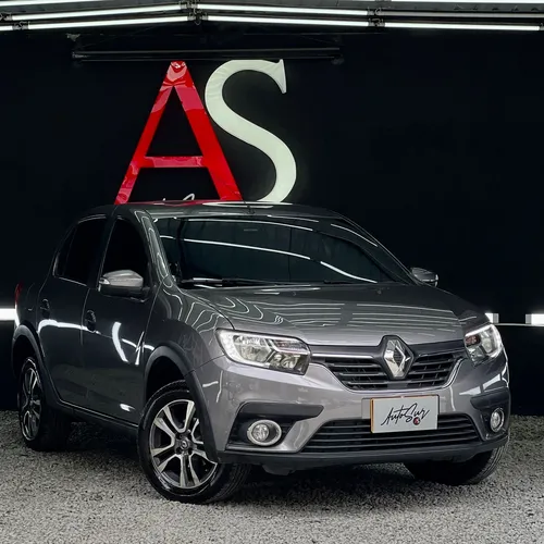 Renault Logan 1.6 Intens