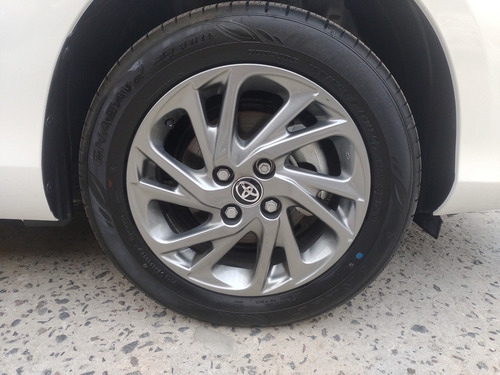 Toyota Yaris 1.5 107cv Xls