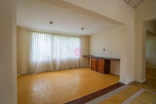 Casa En Venta En Barrio Cerrado Bermudas, Pilar, G.b.a. Zona Norte