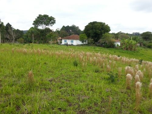 Vendo Chácara Terreno Limpo P/ Plantio Construção De Chalés Ou Centro De Distribuição Com 2 Casas Simples Em São Roque A 3km Estrada Do Vinho E Vinícola Góes Excelente Localização Acesso Fácil Estrada