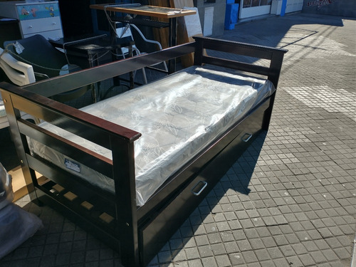 Imagen 8 de 10 de Divan Cama Con Carricama. Pino Lustrado.