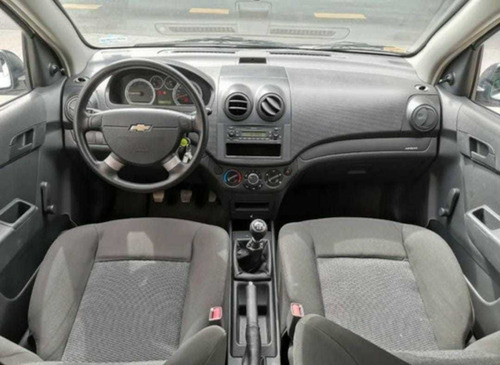 Imagen 7 de 10 de Chevrolet Aveo 2017 1.6 Ls Aa Radio Airbag Facelift Mt