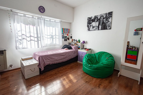 Venta Casa 5 Ambientes Con Garage Patio Y Terraza