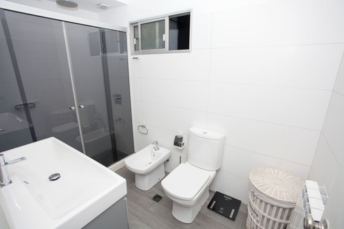 Venta Casa 4 Dorm En Cordón Con Patio Y Parrillero