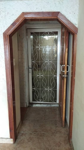 Imagen 10 de 15 de Venta De Apartamento Urb Simón Bolivar Bloque 2, P.b Los Teques