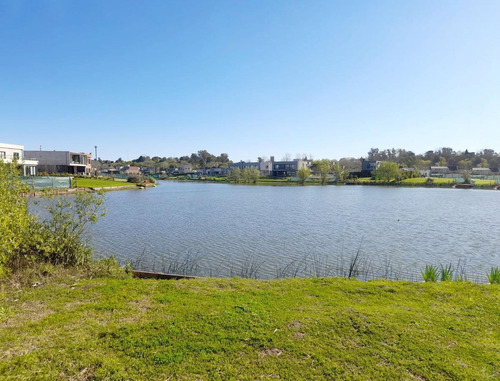 Imagen 19 de 30 de Casa En Venta En El Canton Barrio Norte A Laguna Con Pileta