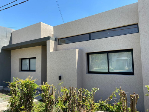 Imagen 3 de 26 de Venta Casa Dos Dormitorios A Estrenar Roldan