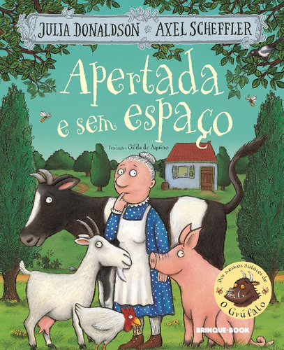 Apertada E Sem Espaco
