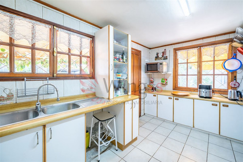Casa En Venta En La Reina