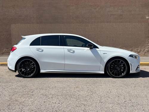 Mercedes Benz A35 Amg