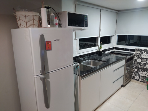 Imagen 5 de 14 de Casa En La Caleta Cerca Del Mar