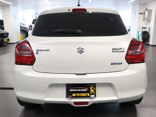 Suzuki Swift Hibrido Mt 2022