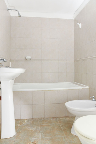 Venta Departamento 1 Dorm Balcon Y Amenities En Milenica Cba