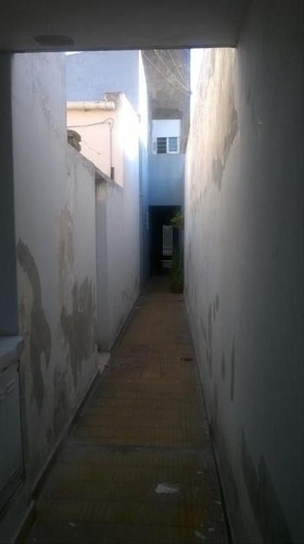 Casa De Dos Dormitorios En Alquiler