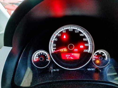 Imagem 4 de 11 de Volkswagen Up! 2016 1.0 Move 5p