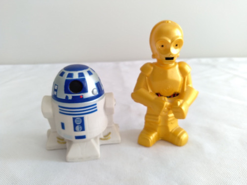 Lote Bonecos Star Wars R2-d2 Mais C-3po Borracha Disney