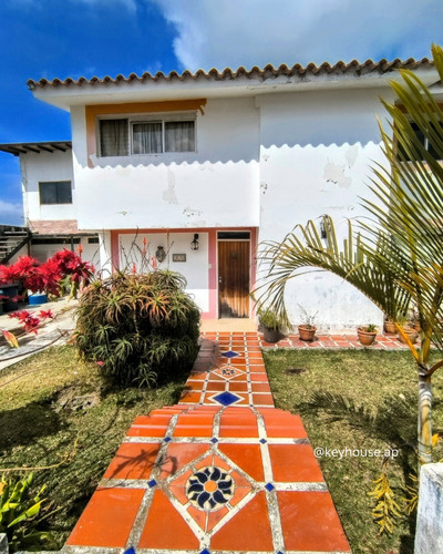 Keyhouse.ap Vende Casa En Urb. Cooperativa Guaicaipuro