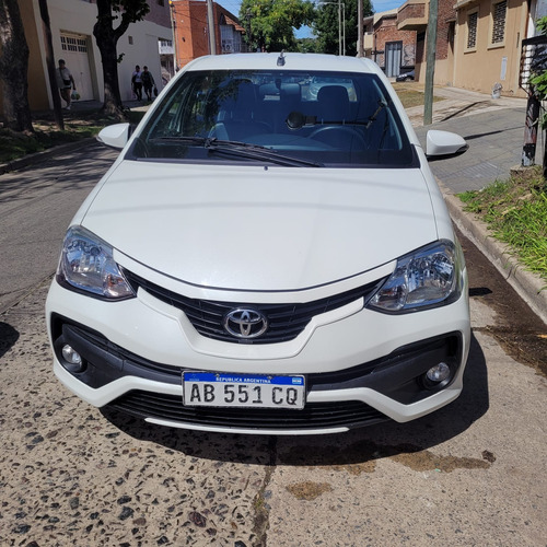Toyota Etios 1.5 Platinum At
