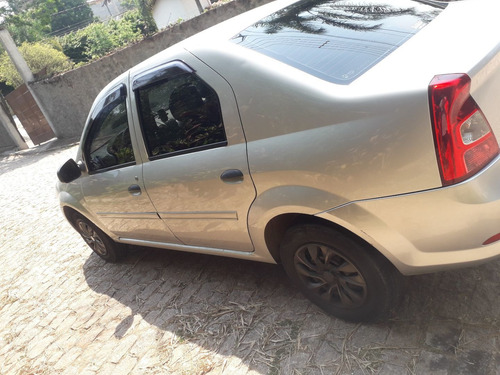Renault Logan 2012 1.0 16v Authentique Hi-flex 4p