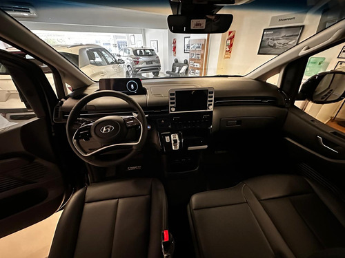 Hyundai Staria Ultimate 4x4