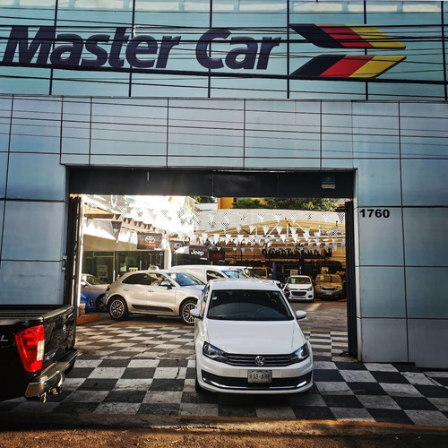 Imagen 2 de 15 de Volkswagen Vento 2016 1.6 Confortline Mt