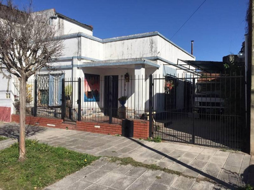 Imagen 2 de 12 de En Venta! Casa 3 Ambientes - Bella Vista - Boqueron 326