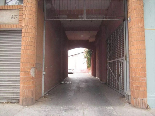 Excelente Local Comercial Con Montacarga