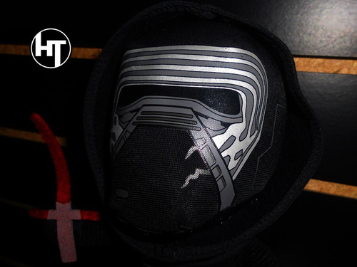 Imagen 2 de 4 de Star Wars, Kylo Ren, Hermoso Peluche, Toynk, 7 Pulgadas