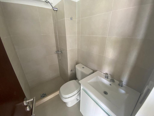 Imagen 7 de 24 de Dúplex Con Terraza Y Quincho Propio