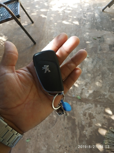 Peugeot 307 Sedan 1.6 Presence Flex 4p 2008