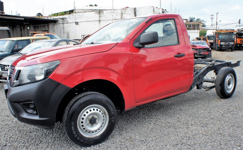 Imagen 1 de 9 de Nissan Np300 Chasis 2016 Rojo