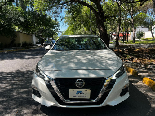 Nissan Altima 2020