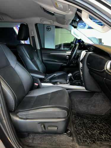 Toyota Hilux SW4 SW4 4X4 SRX 2.8 TDI 6 AT 7A HAR