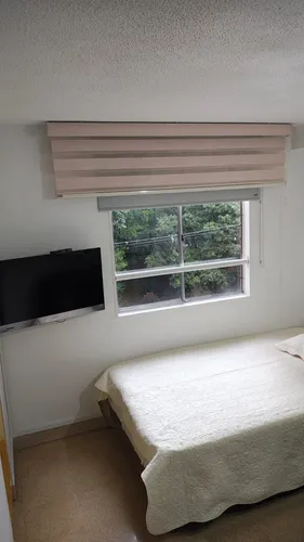 Vendo Apartamento Parte Baja De La Loma De Los Bernal Con Espectacular Vista