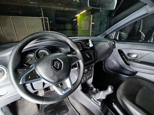 Renault Logan 1.6 Life Plus