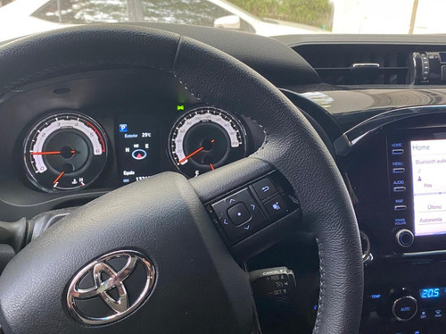Toyota Hilux 2.8 Cd Srx 177cv 4x4 At 2020