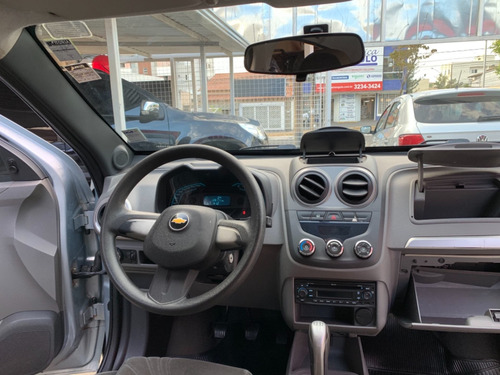 Imagem 9 de 15 de Chevrolet Gm Agile Ltz 1.4 Prata 2011