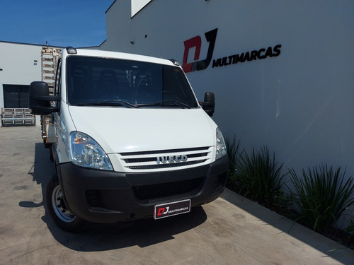 Imagem 8 de 15 de Iveco Daily 35s14