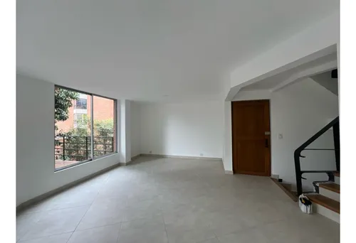 Vendo Casa Remodelada En El Poblado Loma Los Balsos