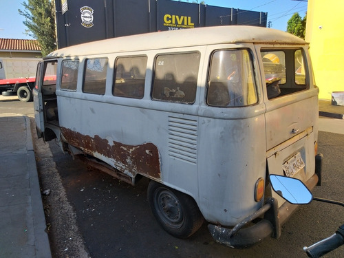 Imagem 3 de 23 de Volkswagen Kombi Corujinha 66