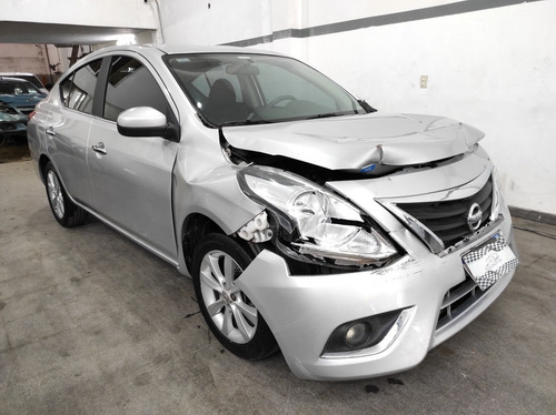 Nissan Versa 2018 En Marcha Y Andando Chocado Poloautos