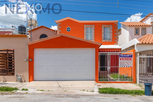 Imagen 2 de 12 de Casa En Venta En Fraccionamiento Residencial Universidad En Chihuahua, Chihuahua
