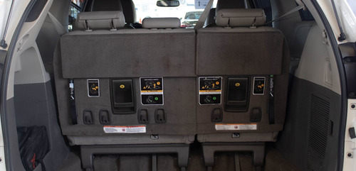Imagen 4 de 7 de Toyota Sienna 2016 3.5 Xle Piel At