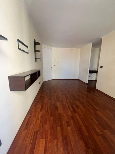 Arriendo Depto. 2d 1b Estacionamiento. Lord Cochrane 1030
