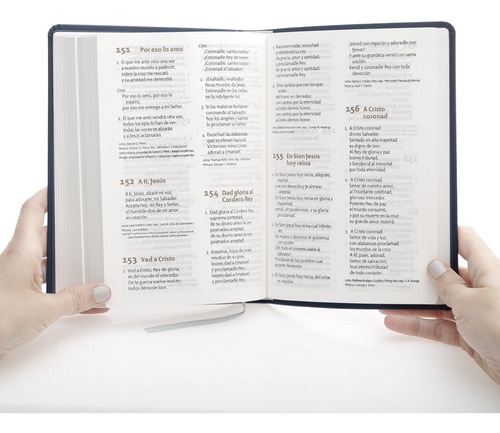Imagen 6 de 9 de Biblia Nrv 2000 Act Con Himnario Azul - Símil Piel