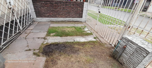 Casa En Venta Luis Guillon !! Oportunidad