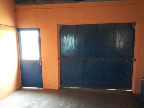 Chacra De 3 Hectáreas Con Dos Casas
