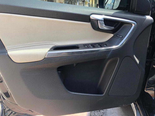 Imagen 14 de 15 de Volvo Xc60 Kinetic 2.0t Qc Xeno
