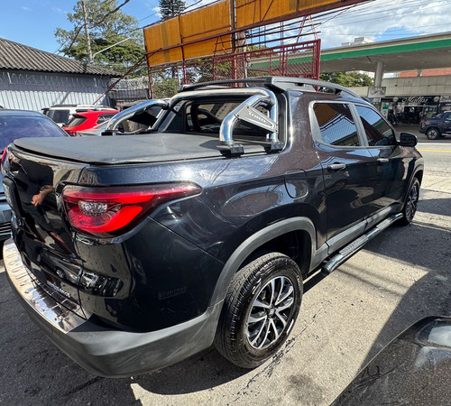 Fiat Toro 1.8 Endurance 16v Flex 4x2 Aut. 4p